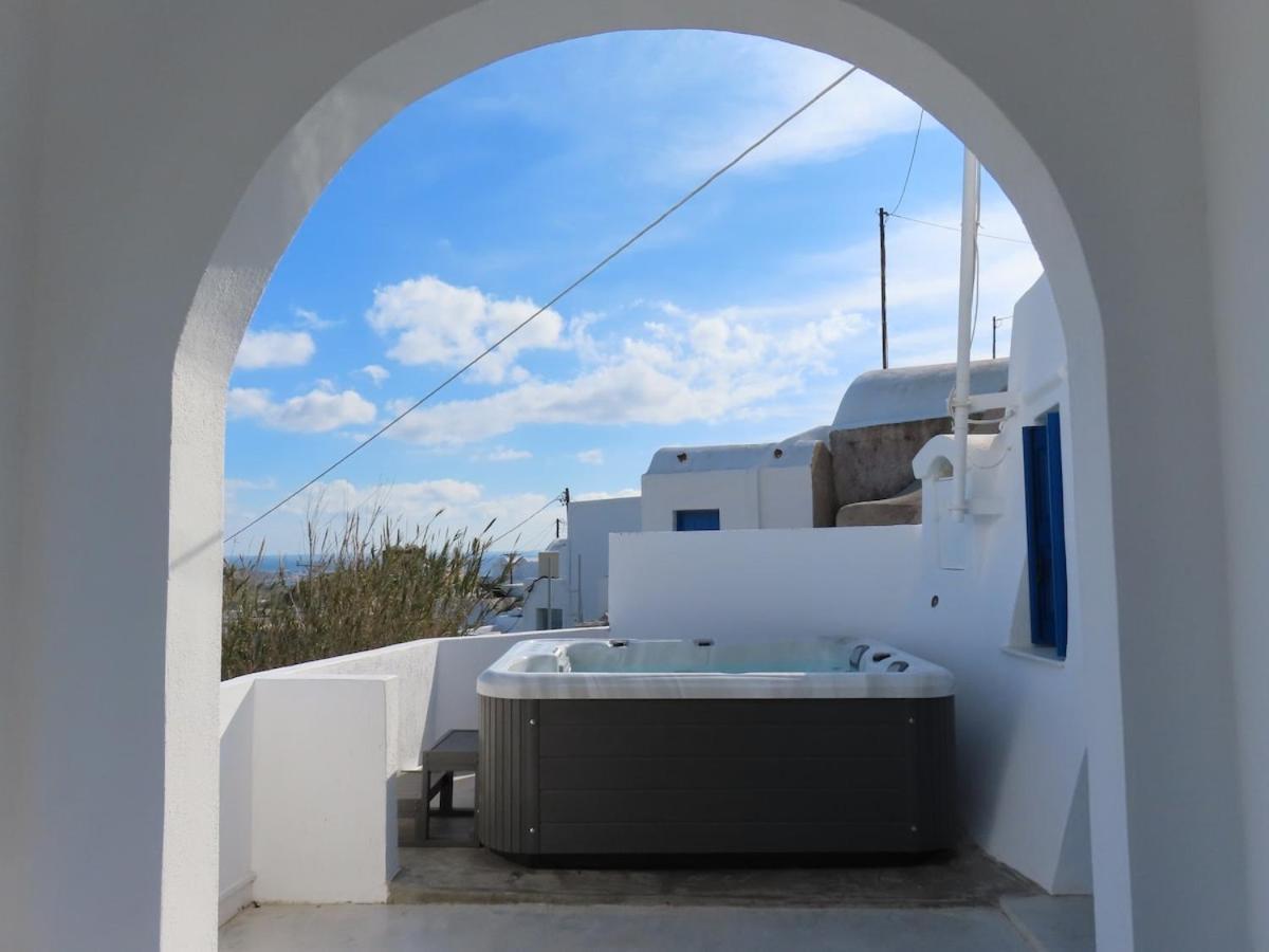 Villa Solasta #1 With Jacuzzi In Santorini อาโกรตีรี ภายนอก รูปภาพ
